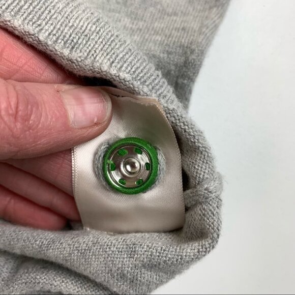 ANTHROPOLOGIE Moth I Grey I Sweater Cardigan I Green Bow - Picture 10 of 13